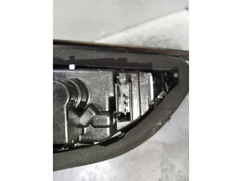 Recambio de piloto trasero derecho interior para opel astra k (b16) 1.6 cdti (68) referencia OEM IAM 39032989 366069842 81390201