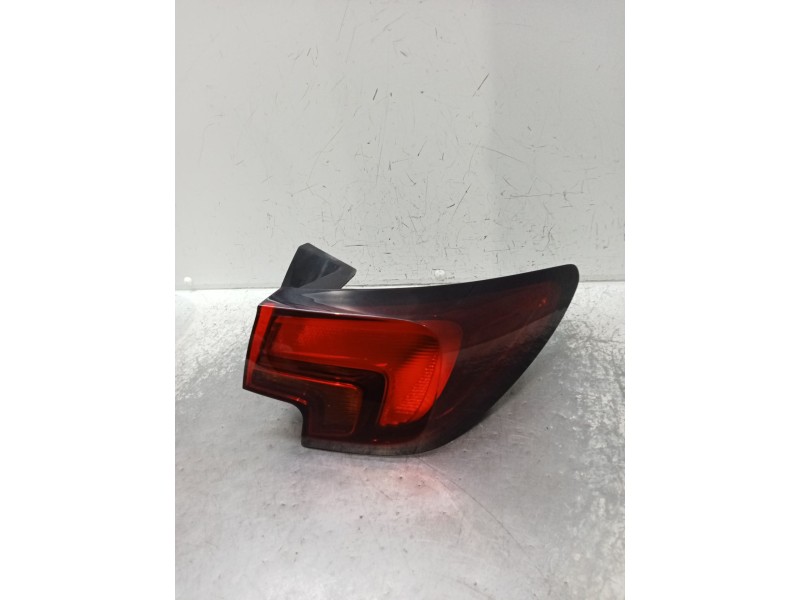 Recambio de piloto trasero derecho para opel astra k (b16) 1.6 cdti (68) referencia OEM IAM 39015944 366069842 81380201