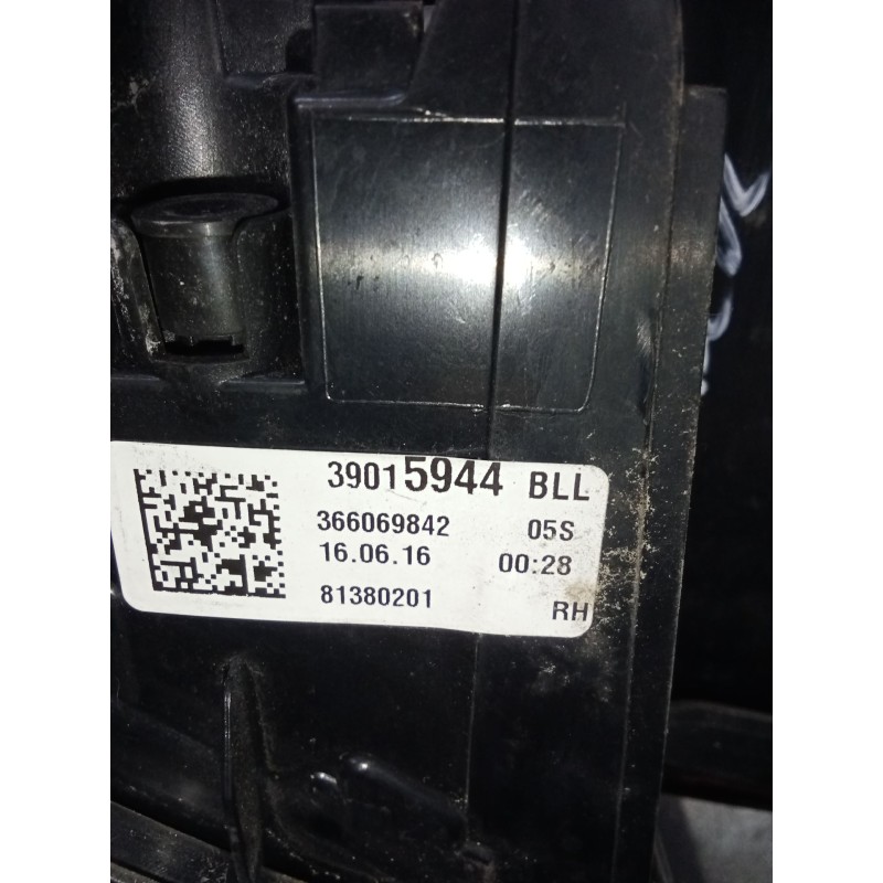 Recambio de piloto trasero derecho para opel astra k (b16) 1.6 cdti (68) referencia OEM IAM 39015944 366069842 81380201