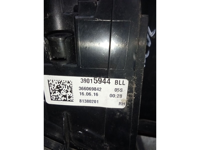 Recambio de piloto trasero derecho para opel astra k (b16) 1.6 cdti (68) referencia OEM IAM 39015944 366069842 81380201