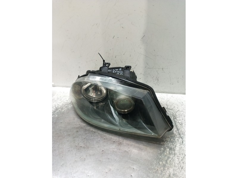 Recambio de faro derecho para seat ibiza iii (6l1) 1.9 tdi referencia OEM IAM 890304711 XENON 
