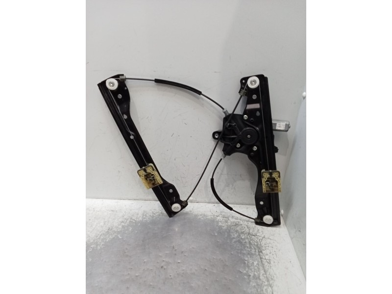 Recambio de elevalunas delantero derecho para opel astra k (b16) 1.6 cdti (68) referencia OEM IAM C31348102 5P 13406674