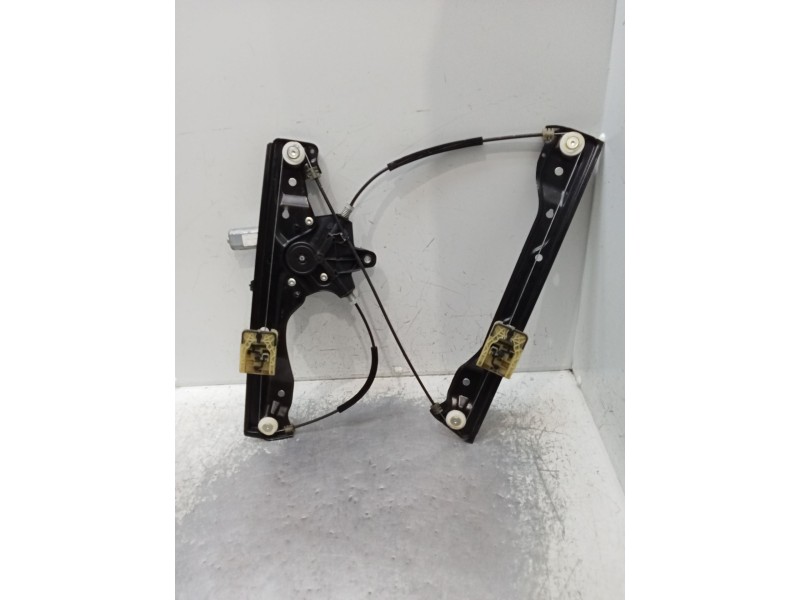 Recambio de elevalunas delantero izquierdo para opel astra k (b16) 1.6 cdti (68) referencia OEM IAM 13406673 5P C31347102