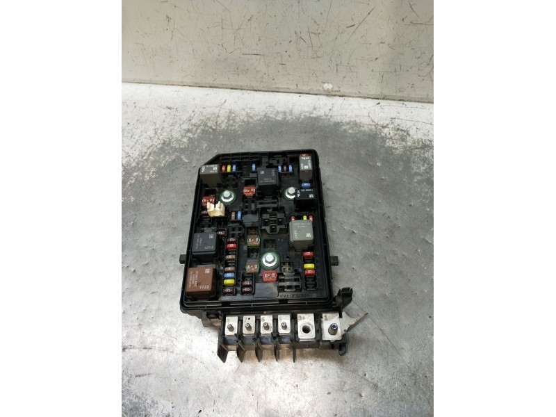 Recambio de caja reles / fusibles para opel astra k (b16) 1.6 cdti (68) referencia OEM IAM 39040852 812461952 
