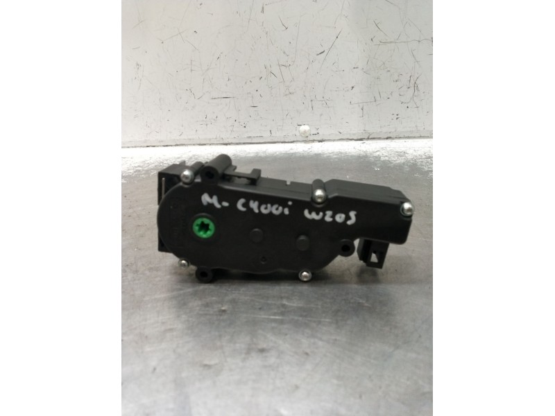 Recambio de motor cierre centralizado porton para mercedes-benz clase c (w205) c 400 4-matic (205.066) referencia OEM IAM A20475