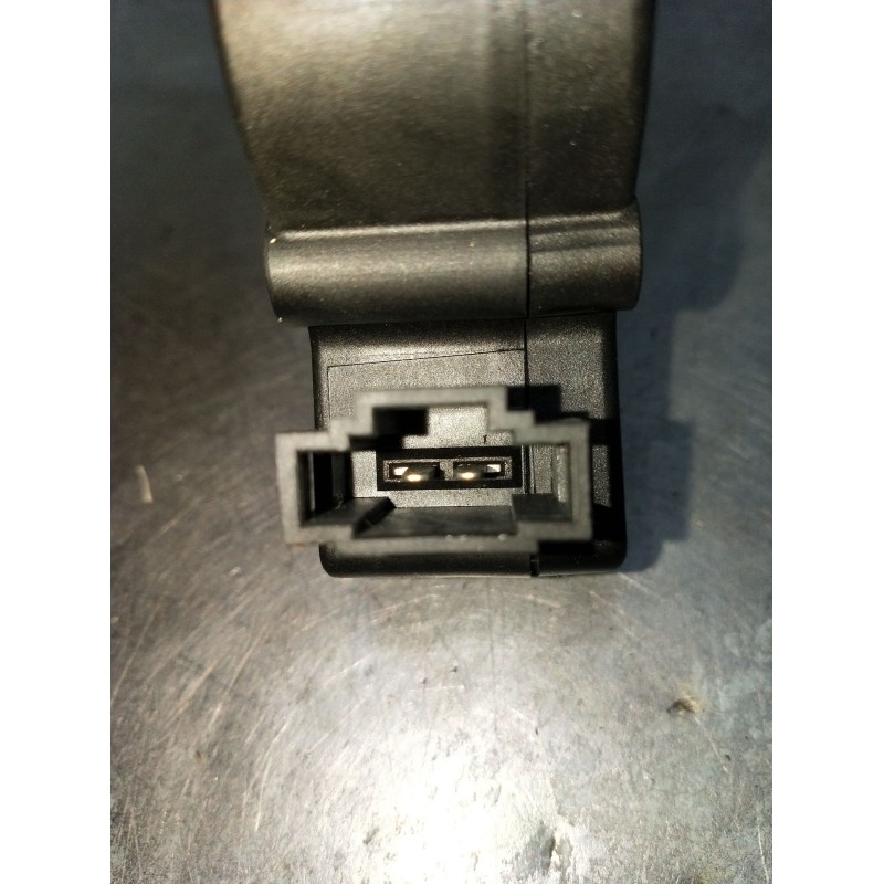 Recambio de motor cierre centralizado porton para mercedes-benz clase c (w205) c 400 4-matic (205.066) referencia OEM IAM A20475