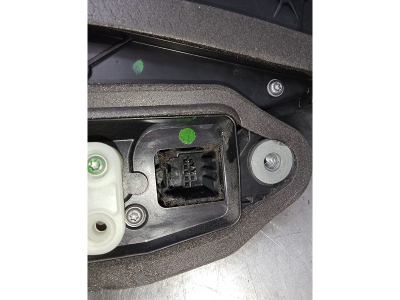 Recambio de motor cierre centralizado delantero derecho para opel astra k (b16) 1.6 cdti (68) referencia OEM IAM 915C303907218S 