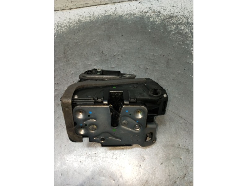 Recambio de motor cierre centralizado trasero izquierdo para opel astra k (b16) 1.6 cdti (68) referencia OEM IAM 915C303907318S 
