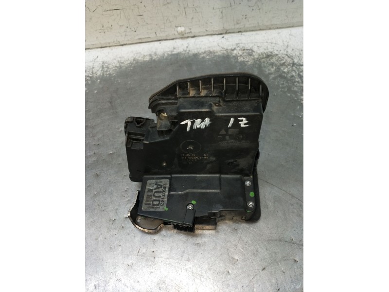Recambio de motor cierre centralizado trasero izquierdo para opel astra k (b16) 1.6 cdti (68) referencia OEM IAM 915C303907318S 