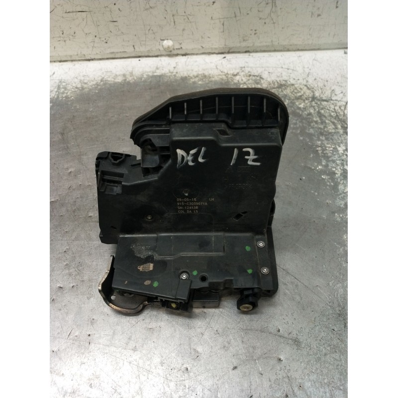 Recambio de motor cierre centralizado delantero izquierdo para opel astra k (b16) 1.6 cdti (68) referencia OEM IAM 915C3039071A 