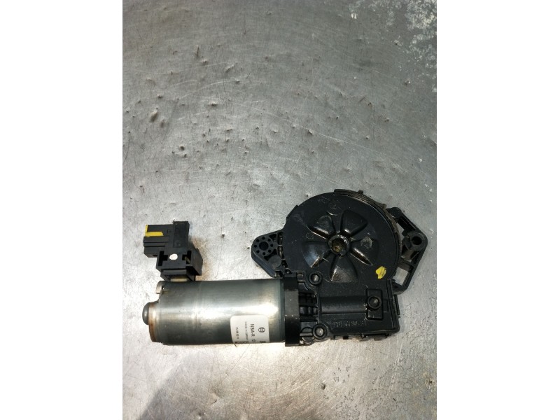 Recambio de motor techo electrico para mercedes-benz clase c (w205) c 400 4-matic (205.066) referencia OEM IAM 0390200100 604836