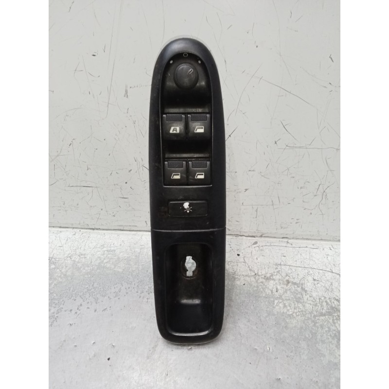 Recambio de mando elevalunas delantero izquierdo para peugeot 406 (8b) 2.0 hdi 110 referencia OEM IAM  5P VER FOTOS