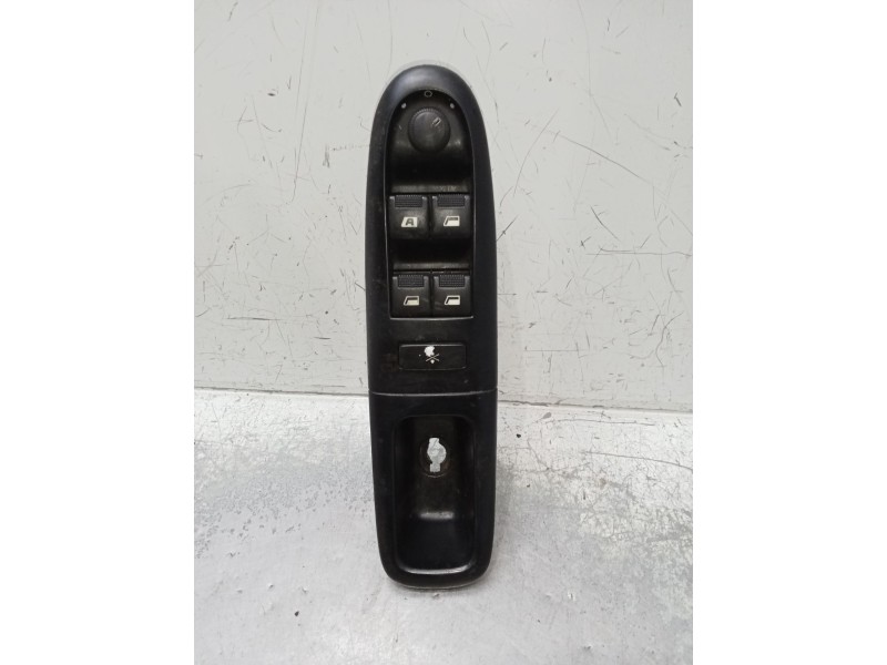 Recambio de mando elevalunas delantero izquierdo para peugeot 406 (8b) 2.0 hdi 110 referencia OEM IAM  5P VER FOTOS