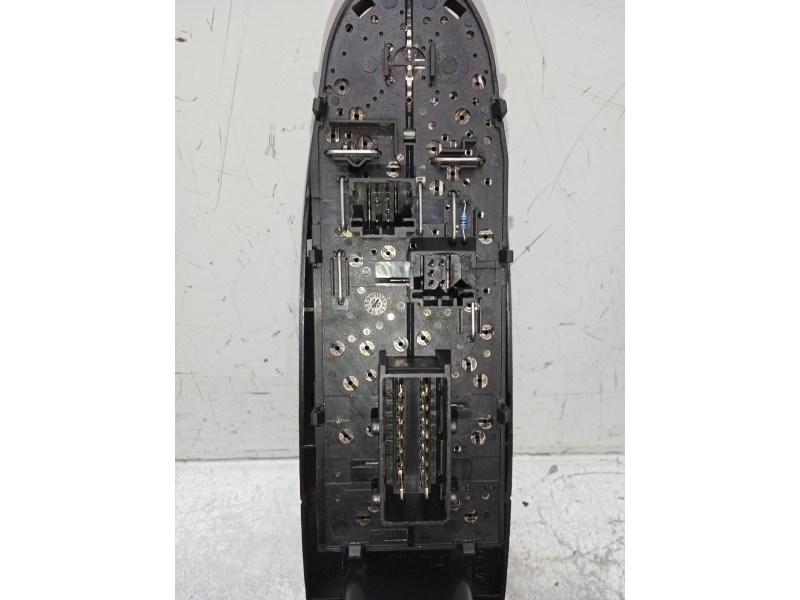 Recambio de mando elevalunas delantero izquierdo para peugeot 406 (8b) 2.0 hdi 110 referencia OEM IAM  5P VER FOTOS