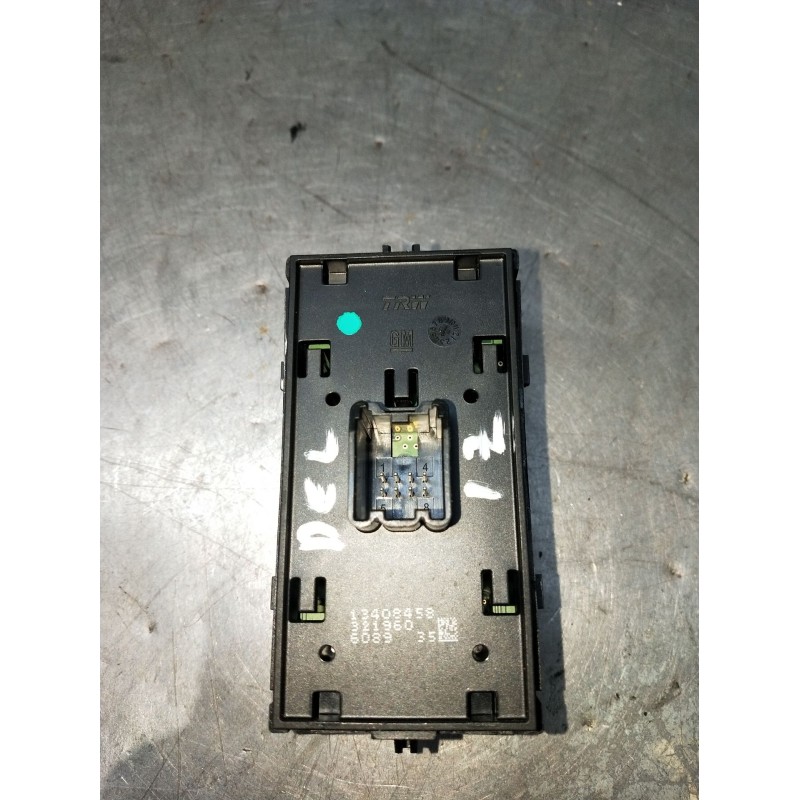 Recambio de mando elevalunas delantero izquierdo para opel astra k (b16) 1.6 cdti (68) referencia OEM IAM 13408458 321960 5P