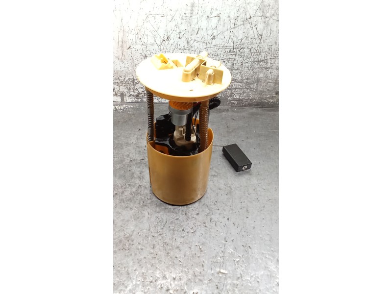 Recambio de bomba combustible para suzuki swift berlina (mz) gl (5-ptas.) referencia OEM IAM A2C53090215 1510062J50 05