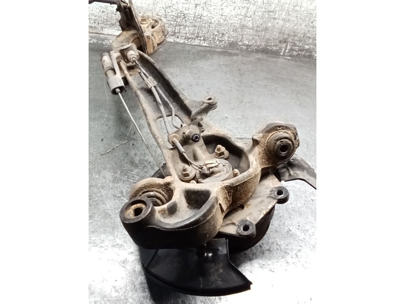 Recambio de mangueta trasera derecha para saab 9-5 berlina 1.9 tid vector referencia OEM IAM 762583  05