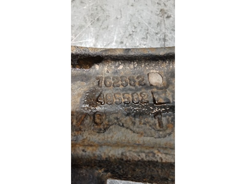 Recambio de mangueta trasera izquierda para saab 9-5 berlina 1.9 tid vector referencia OEM IAM 762582  05