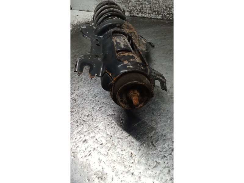 Recambio de amortiguador trasero derecho para saab 9-5 berlina 1.9 tid vector referencia OEM IAM   05