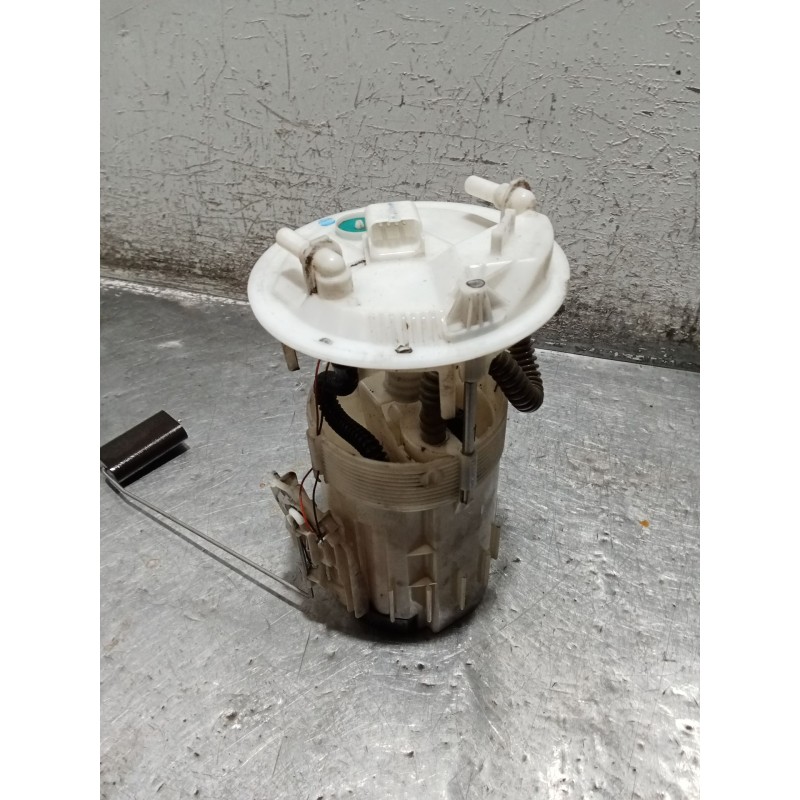 Recambio de bomba combustible para renault kangoo / grand kangoo ii (kw0/1_) 1.5 dci 75 (kw07, kw10, kw04) referencia OEM IAM 55