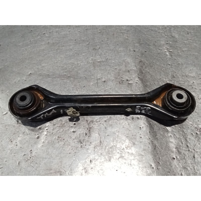 Recambio de brazo suspension superior trasero izquierdo para bmw serie 3 berlina (e90) referencia OEM IAM 676347107  ANTERIOR