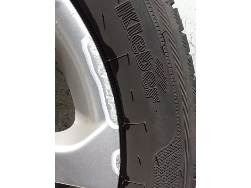 Recambio de juego llantas para nissan juke (f15) 1.6 dig-t referencia OEM IAM 215/55 R17 94W  