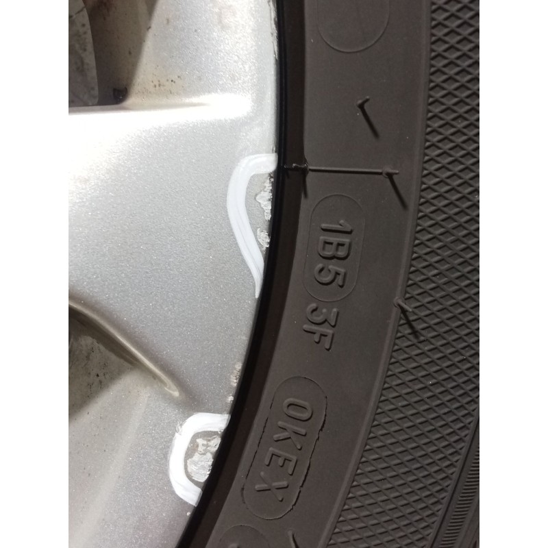 Recambio de juego llantas para nissan juke (f15) 1.6 dig-t referencia OEM IAM 215/55 R17 94W  