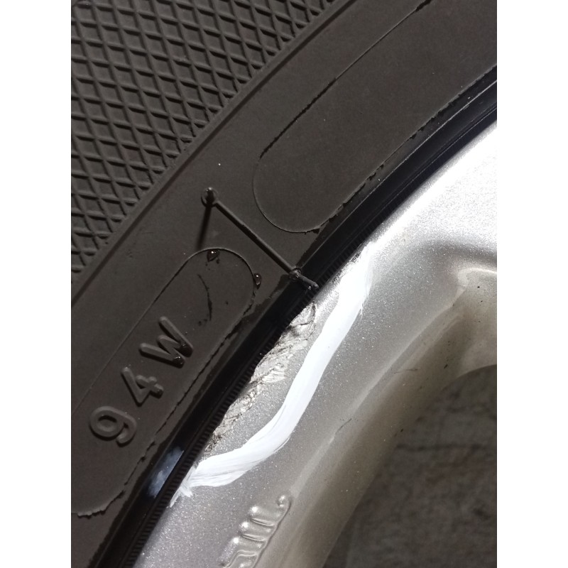 Recambio de juego llantas para nissan juke (f15) 1.6 dig-t referencia OEM IAM 215/55 R17 94W  