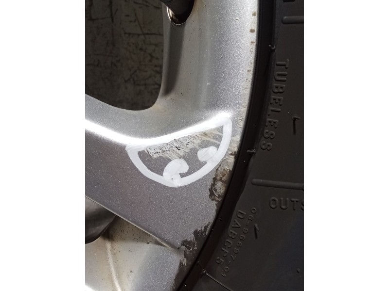 Recambio de juego llantas para nissan juke (f15) 1.6 dig-t referencia OEM IAM 215/55 R17 94W  