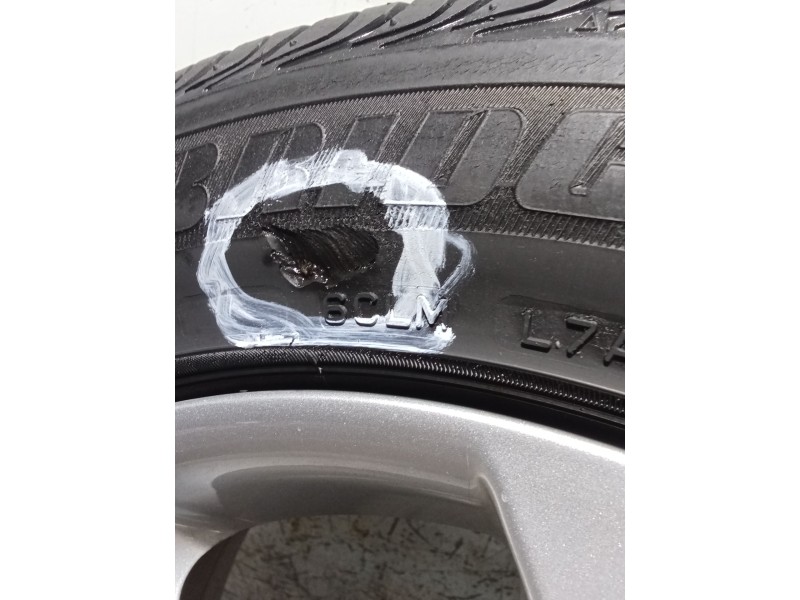 Recambio de juego llantas para nissan juke (f15) 1.6 dig-t referencia OEM IAM 215/55 R17 94W  