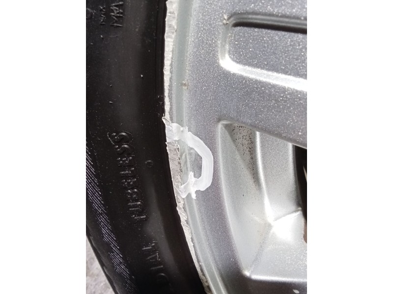Recambio de juego llantas para ford fiesta v (jh_, jd_) 1.4 16v referencia OEM IAM 175/65 R14 82T  
