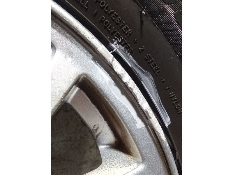 Recambio de juego llantas para ford fiesta v (jh_, jd_) 1.4 16v referencia OEM IAM 175/65 R14 82T  