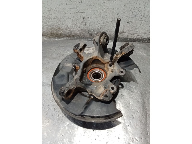 Recambio de mangueta trasera derecha para bmw serie 3 berlina (e90) referencia OEM IAM 0005490923R  