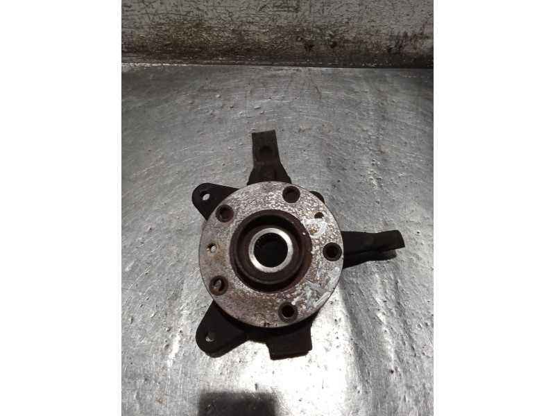 Recambio de mangueta delantera izquierda para renault kangoo / grand kangoo ii (kw0/1_) 1.5 dci 75 (kw07, kw10, kw04) referencia