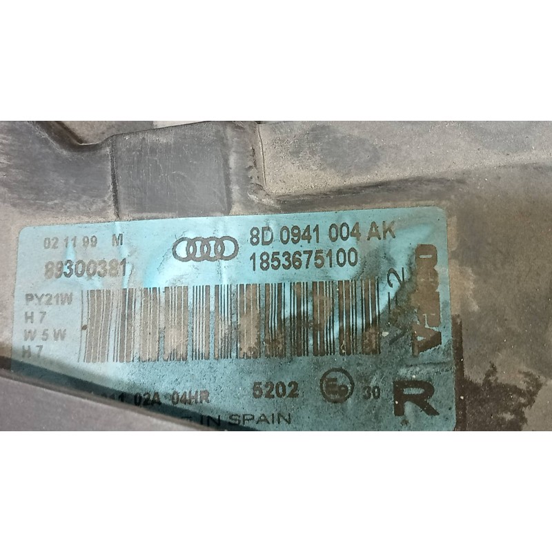 Recambio de faro derecho para audi a4 berlina (b5) 1.9 tdi quattro referencia OEM IAM 8D0941004AK 1853675100 99