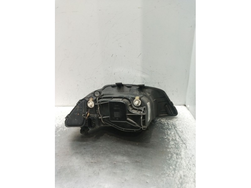 Recambio de faro izquierdo para seat ibiza iii (6l1) 1.9 sdi referencia OEM IAM 89306239  088233
