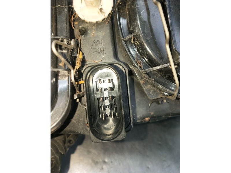 Recambio de faro izquierdo para seat ibiza iii (6l1) 1.9 sdi referencia OEM IAM 89306239  088233