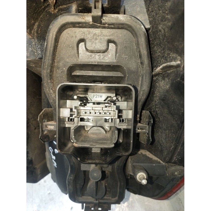 Recambio de piloto trasero izquierdo para renault grand scénic ii (jm0/1_) 1.5 dci (jm1e) referencia OEM IAM   