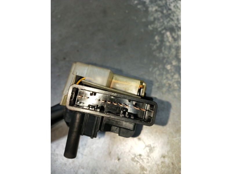 Recambio de mando limpia para kia rio 1.4 ex1 referencia OEM IAM   