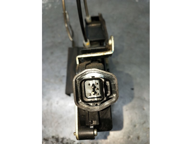 Recambio de motor cierre centralizado delantero derecho para kia rio 1.4 ex1 referencia OEM IAM  4P 