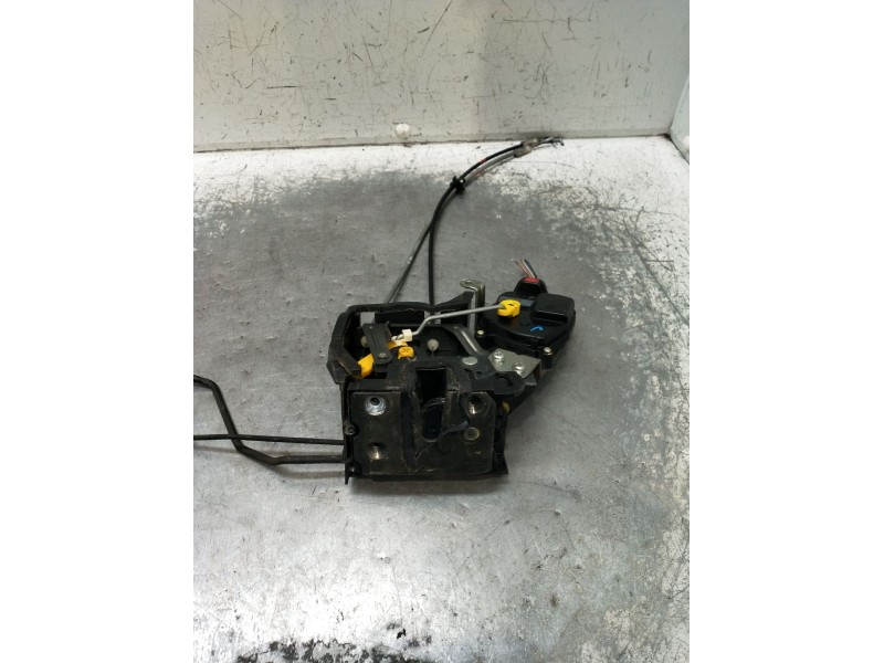 Recambio de motor cierre centralizado delantero izquierdo para kia rio 1.4 ex1 referencia OEM IAM  4P 