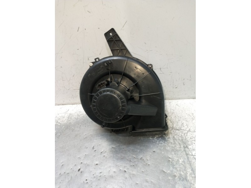 Recambio de motor calefaccion para skoda fabia (5j2 ) style referencia OEM IAM 6Q1819015G  