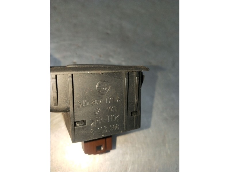 Recambio de mando elevalunas delantero izquierdo para skoda fabia (5j2 ) style referencia OEM IAM 5J0867171A  5P