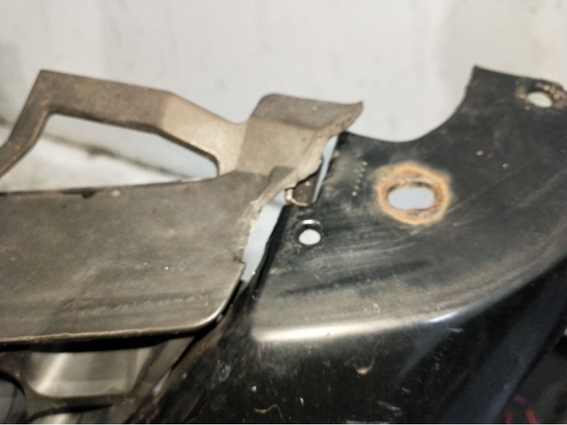 Recambio de paragolpes delantero para mazda cx-7 (er) sportive referencia OEM IAM  VER FOTOS 