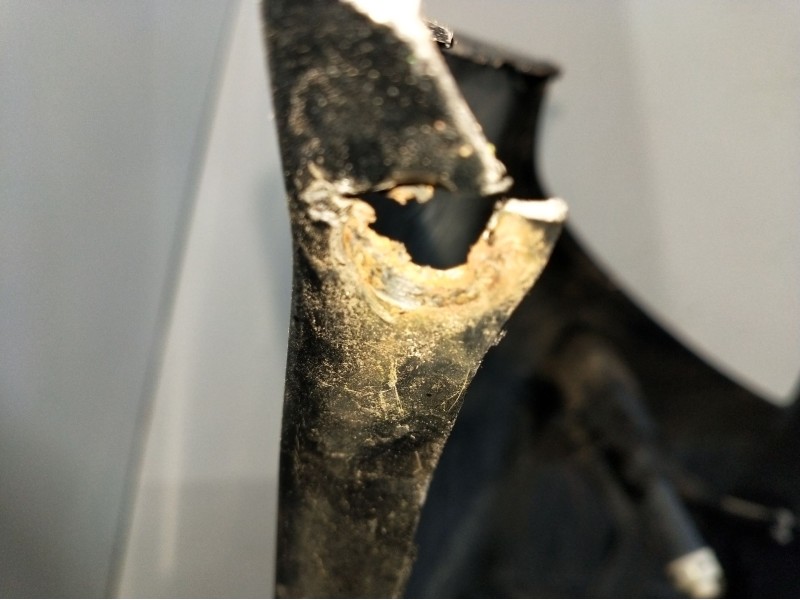 Recambio de paragolpes delantero para mazda cx-7 (er) sportive referencia OEM IAM  VER FOTOS 