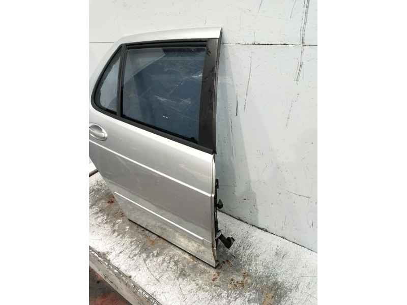 Recambio de puerta trasera derecha para saab 9-5 berlina 1.9 tid vector referencia OEM IAM  4P 