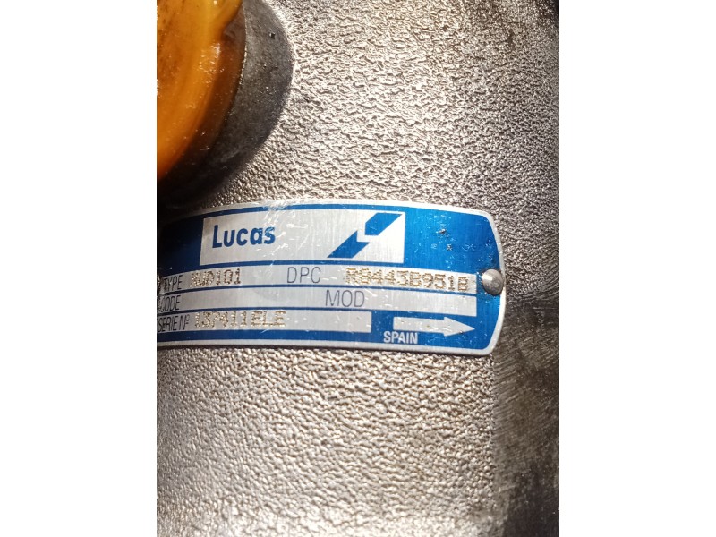 Recambio de bomba inyeccion para citroën zx (n2) 1.9 d referencia OEM IAM R84438951B LUCAS 