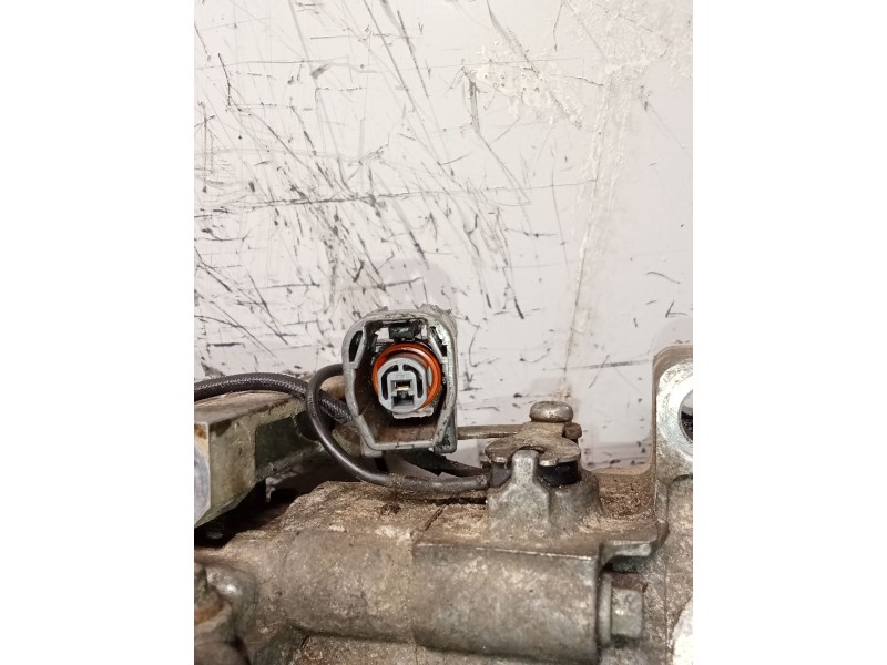 Recambio de compresor aire acondicionado para mazda cx-7 (er) sportive referencia OEM IAM H12A1AF4DW  07