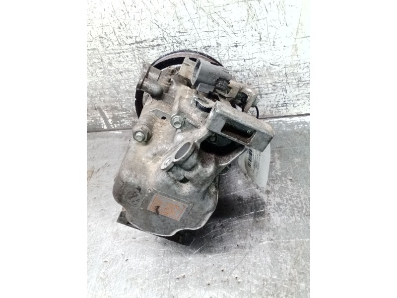 Recambio de compresor aire acondicionado para mazda cx-7 (er) sportive referencia OEM IAM H12A1AF4DW  07