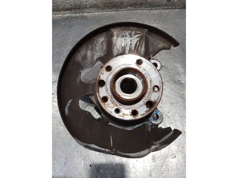 Recambio de mangueta delantera derecha para saab 9-5 berlina 1.9 tid vector referencia OEM IAM   